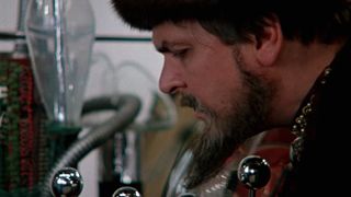 16. Иван Васильевич меняет профессию (1973)