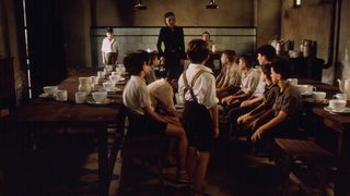 9. Хребет дьявола (2001)