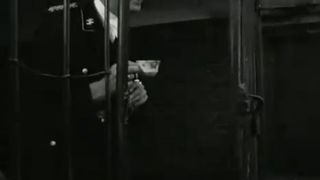 17. Часы остановились в полночь (1958)