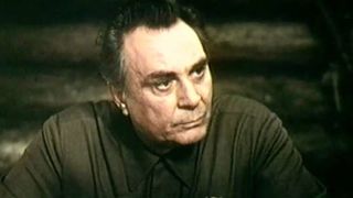 13. Фронт за линией фронта (1977)