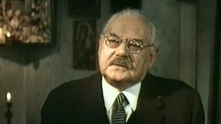 42. Фронт за линией фронта (1977)