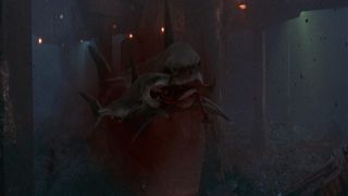 28. Глубокое синее море (1999)