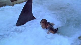 30. Глубокое синее море (1999)