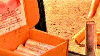 36. Глубокое синее море (1999)