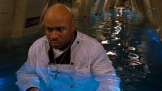 53. Глубокое синее море (1999)