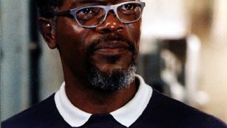 77. Глубокое синее море (1999)