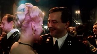 2. У опасной черты (1983)