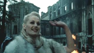 32. У опасной черты (1983)