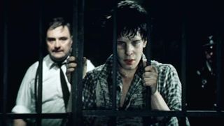 36. У опасной черты (1983)