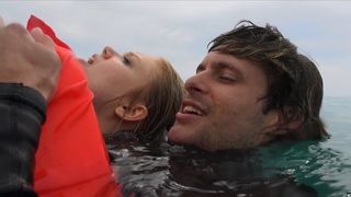 15. Над глубиной: Хроника выживания (2017)