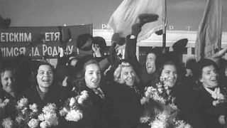 47. У них есть Родина (1949)