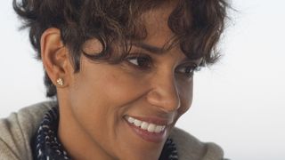 35. Заклинательница акул (2011)