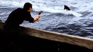 17. Челюсти (1975)