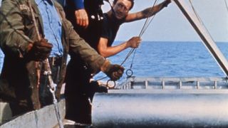 60. Челюсти (1975)