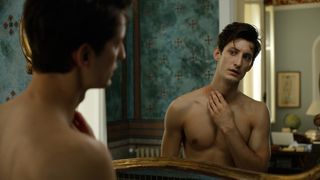2. Идеальный мужчина (2015)