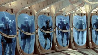 11. Сквозь горизонт (1997)