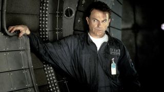 22. Сквозь горизонт (1997)