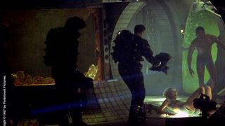 29. Сквозь горизонт (1997)