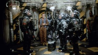 7. Сквозь горизонт (1997)