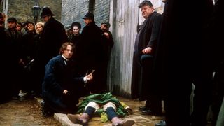 4. Из ада (2001)