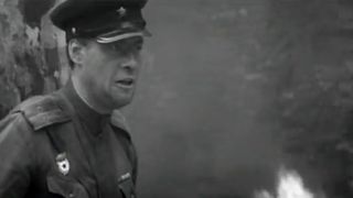 11. Солдат и слон (1977)