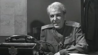 3. Солдат и слон (1977)