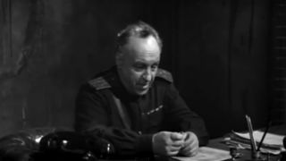 31. Солдат и слон (1977)