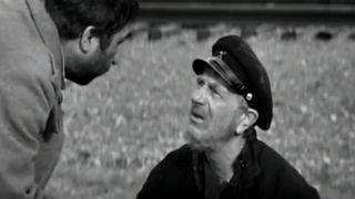 6. Солдат и слон (1977)