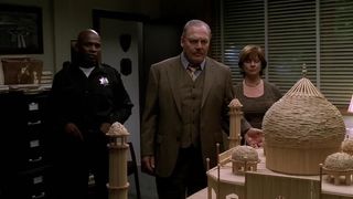 38. Побег (2005 — 2017)