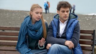 2. Беглые родственники (2016)