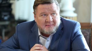 4. Человек без прошлого (2015)