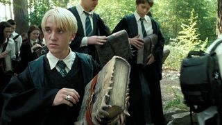 142. Гарри Поттер и узник Азкабана (2004)