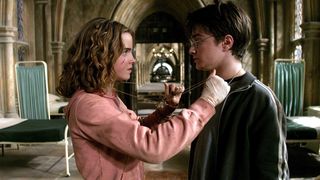 6. Гарри Поттер и узник Азкабана (2004)