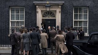 29. Темные времена (2017)