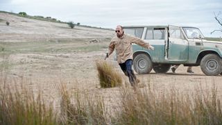 35. Профессионал (2011)