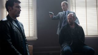 40. Профессионал (2011)