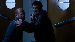 42. Профессионал (2011)