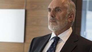 25. Мистер Робот (2015)