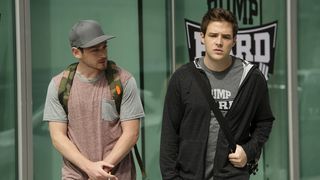 50. Мистер Робот (2015)