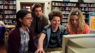 54. Всё отстой! (2018)