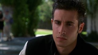 13. Это всё она (1998)