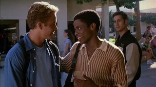 25. Это всё она (1998)