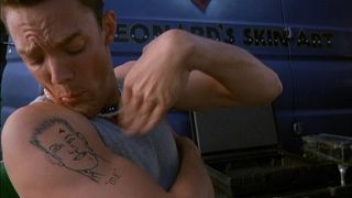 30. Это всё она (1998)