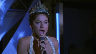 6. Это всё она (1998)
