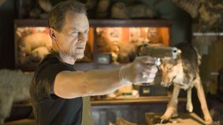 28. Пристрели их (2007)