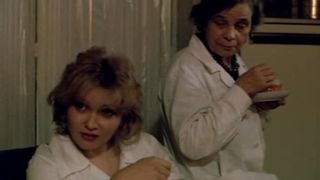 42. Интердевочка (1989)