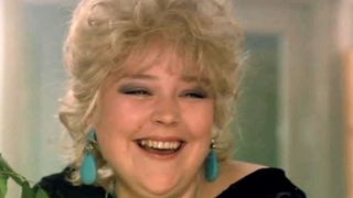 56. Интердевочка (1989)