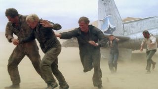 12. Полет Феникса (2004)