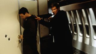 14. Самолет президента (1997)