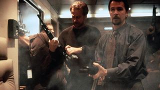 17. Самолет президента (1997)